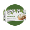 Nuts For Butter™ Emballage de beurre fermenté aux herbes et à l'ail, biologique et sans produits laitiers, sur fond de cercle vert.